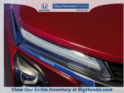 Used 2025 Chevrolet Trax LT w/ Driver Confidence Package image 10