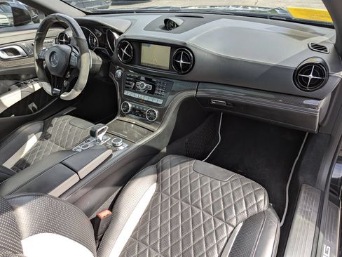 Used 2016 Mercedes-Benz SL 63 AMG image 38