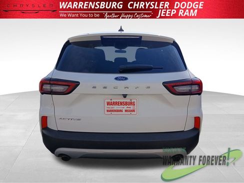 Used 2024 Ford Escape Active FWD image 4
