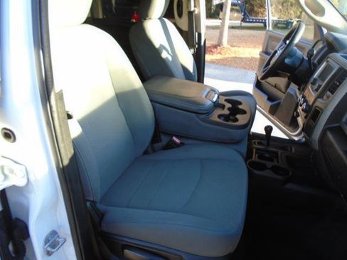 Used 2017 RAM 3500 Tradesman w/ Chrome Appearance Group image 22