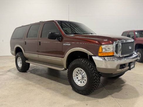 Used 2001 Ford Excursion Limited AWD/4WD image 5