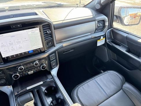 New 2025 Ford F150 Platinum w/ FX4 Off-Road Package image 15