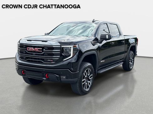 Used 2023 GMC Sierra 1500 AT4 w/ AT4 Premium Package AWD/4WD image 9