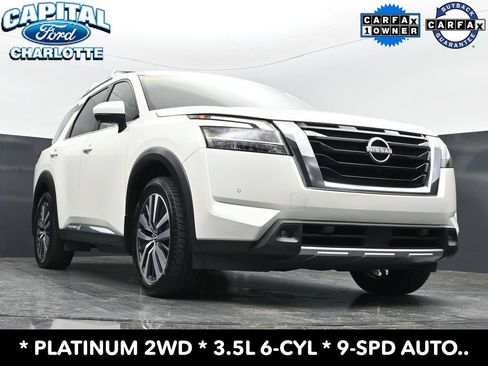 Used 2022 Nissan Pathfinder Platinum w/ Cargo Package FWD image 20