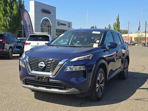 Used 2022 Nissan Rogue SV FWD image 8