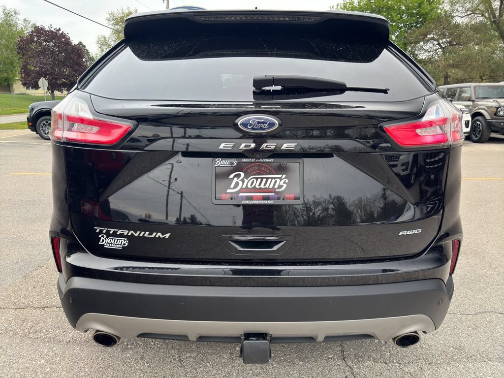 Used 2024 Ford Edge Titanium w/ Equipment Group 301A AWD/4WD image 6