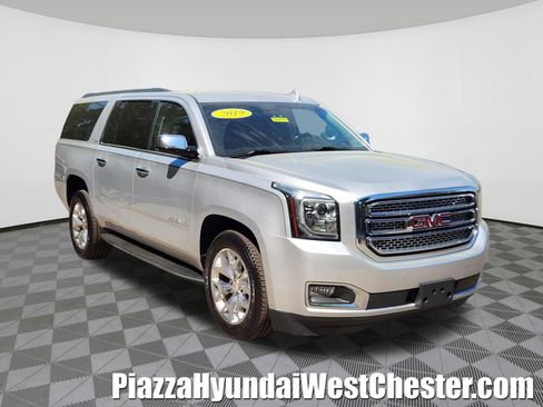Used 2019 GMC Yukon XL SLE w/ SLE Value Package AWD/4WD image 1