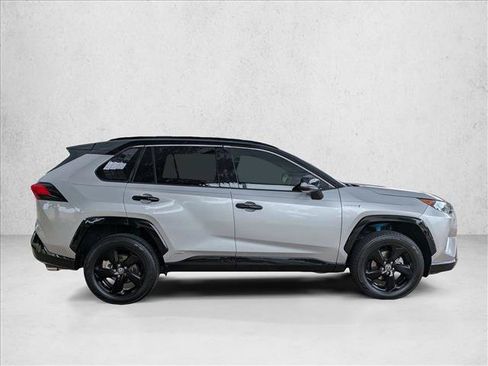 Used 2021 Toyota RAV4 XSE AWD/4WD image 4