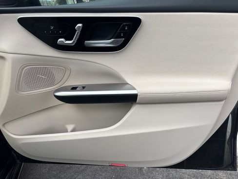 Used 2023 Mercedes-Benz C 300 C 300 image 25