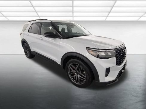 New 2026 Ford Explorer ST AWD/4WD image 9