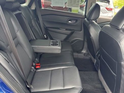 Certified 2023 Nissan Rogue SV w/ SV Premium B Package AWD/4WD image 16