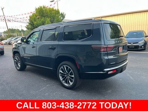 Used 2023 Jeep Wagoneer Series III w/ Premium Group I AWD/4WD image 44