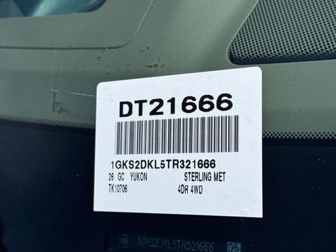 New 2026 GMC Yukon Denali w/ Sun & Power Step Package AWD/4WD image 42