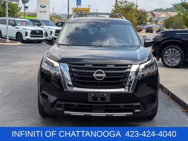 Used 2023 Nissan Pathfinder Platinum w/ Cargo Package AWD/4WD image 10