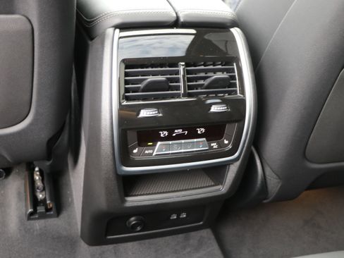 New 2026 BMW X5 M60i image 32