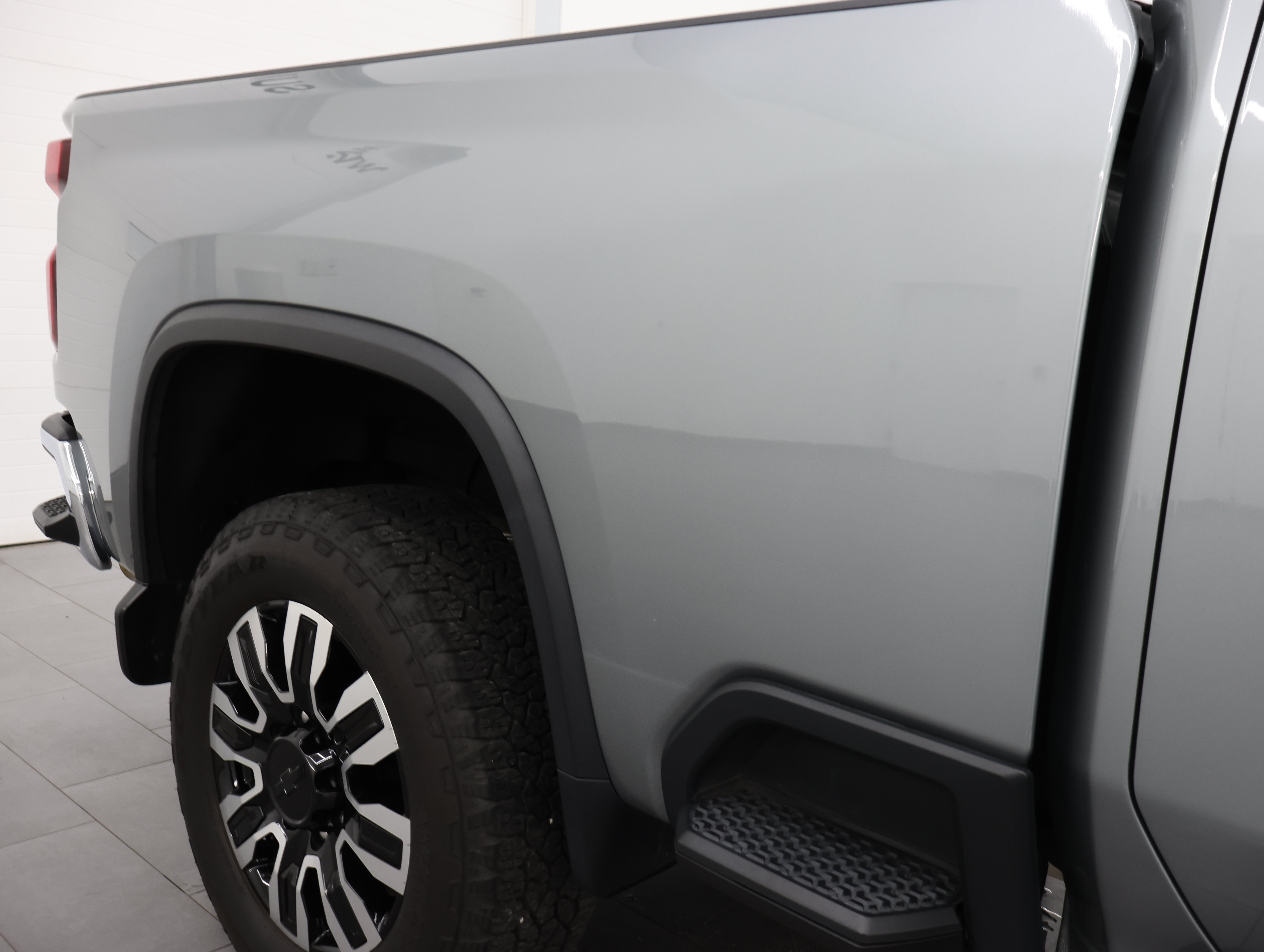 Used 2024 Chevrolet Silverado 2500 LT AWD/4WD image 32
