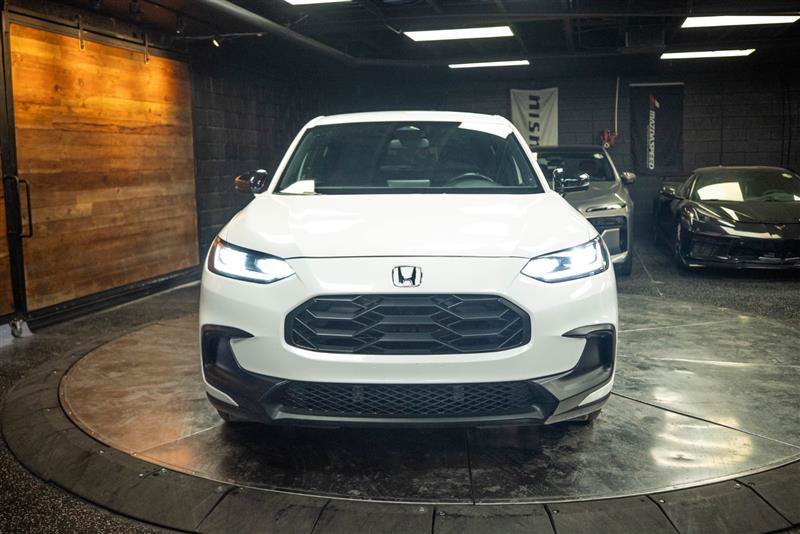 Used 2025 Honda HR-V Sport image 4
