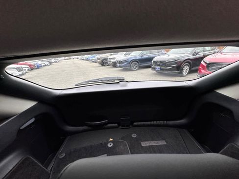 Used 2025 Kia Niro Wind w/ Wind Preserve Package image 31