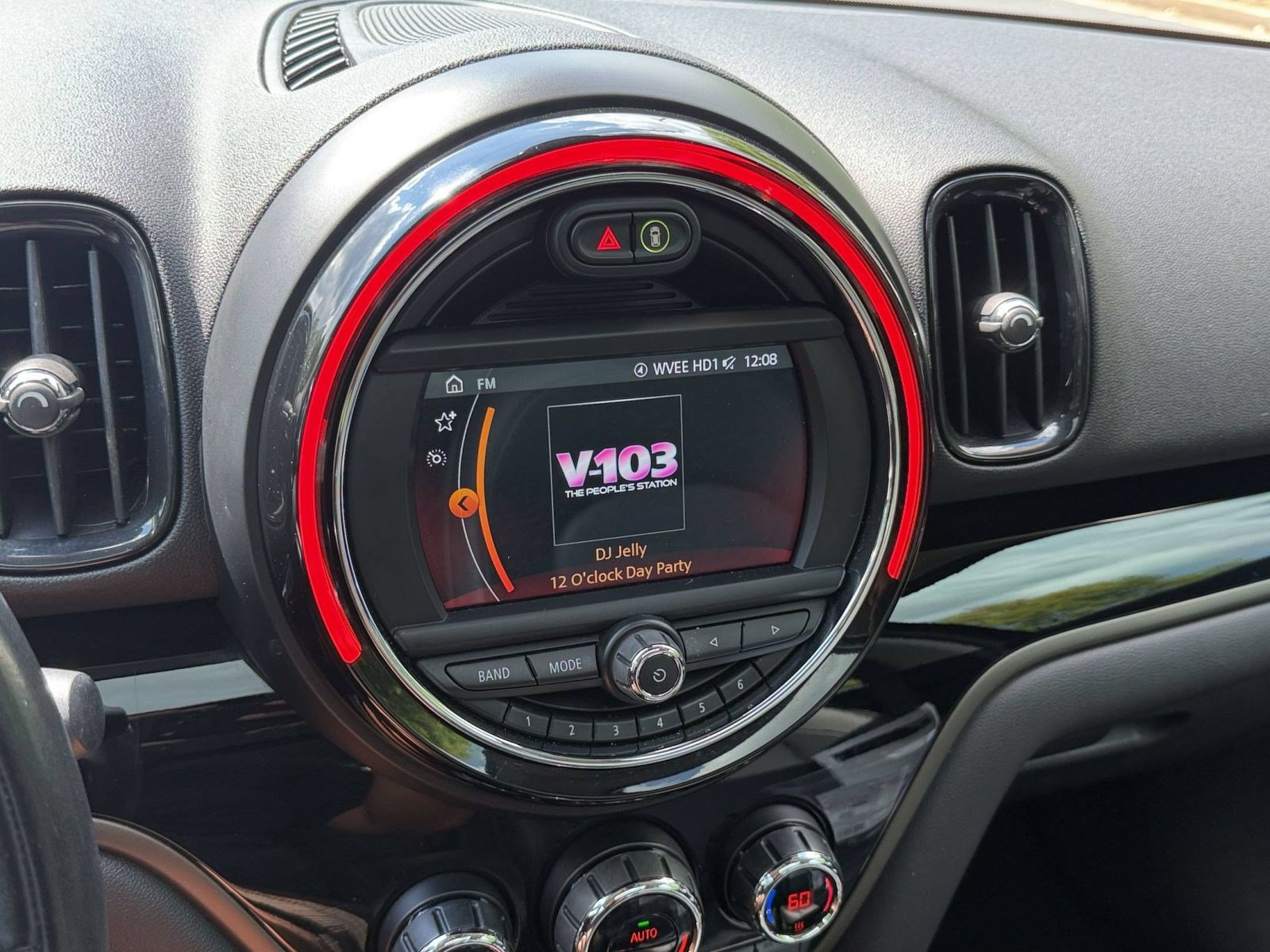 Used 2019 MINI Cooper Countryman FWD image 18