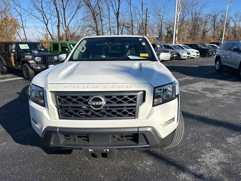 Used 2022 Nissan Frontier SV image 22