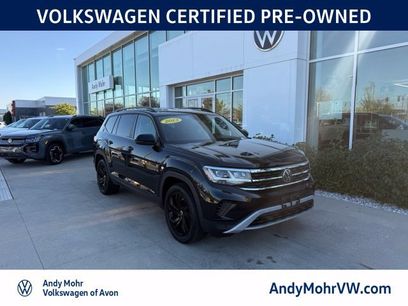 Used 2023 Volkswagen Atlas SE w/ Black Wheel Package