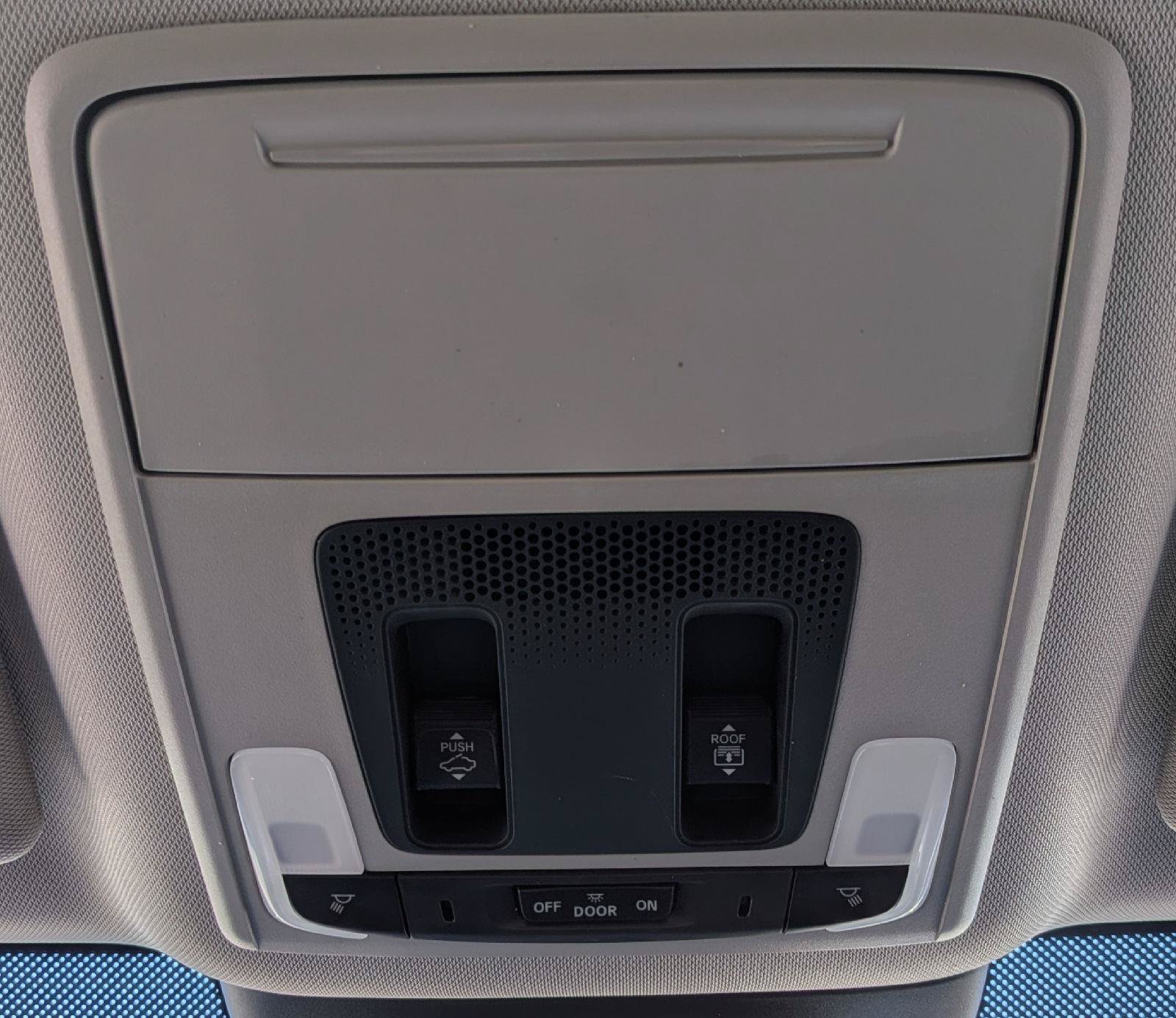 Certified 2025 Honda Pilot Touring image 22