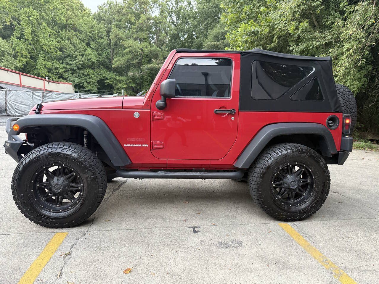 Used 2011 Jeep Wrangler Sport AWD/4WD image 7