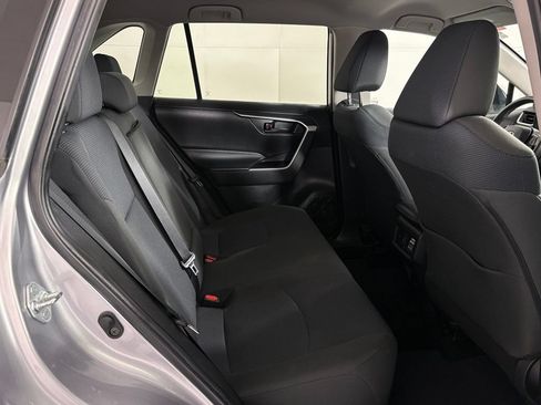 Used 2022 Toyota RAV4 LE w/ Carpet Mat Package (TMS) FWD image 36