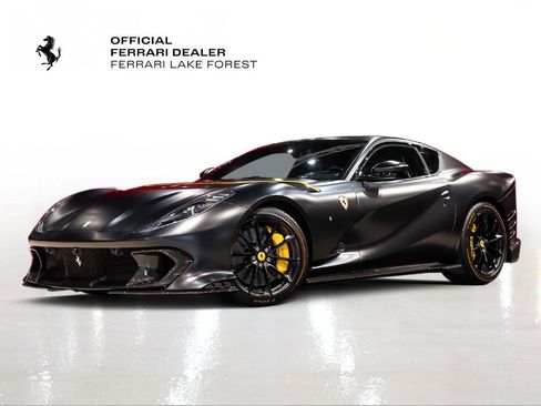 Certified 2022 Ferrari 812 Competizione RWD image 1