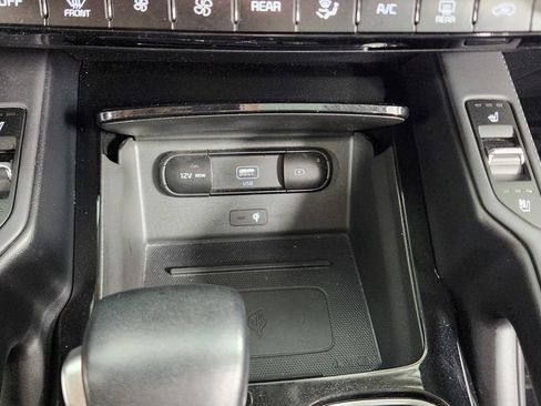 Used 2022 Kia Telluride EX w/ EX Premium Package AWD/4WD image 32