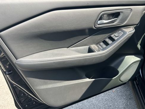 New 2026 Nissan Rogue SV AWD/4WD image 17