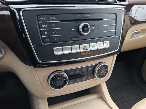 Used 2017 Mercedes-Benz GLS 450 4MATIC image 18
