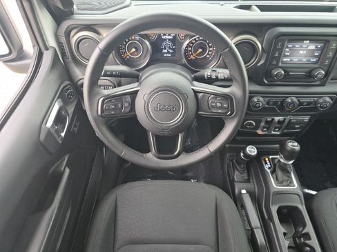 Used 2019 Jeep Wrangler Sport AWD/4WD image 20