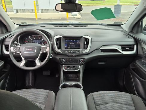 Certified 2024 GMC Terrain SLE FWD image 18