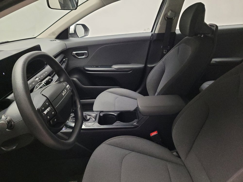 Used 2025 Kia K4 FWD image 17