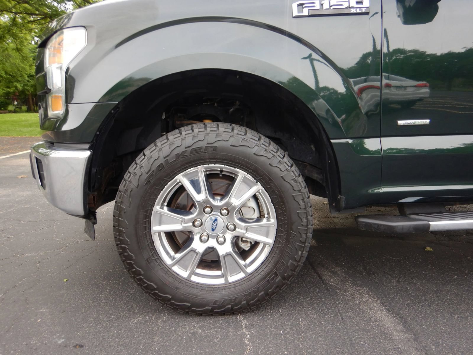 Used 2015 Ford F150 XLT w/ Equipment Group 302A Luxury AWD/4WD image 26