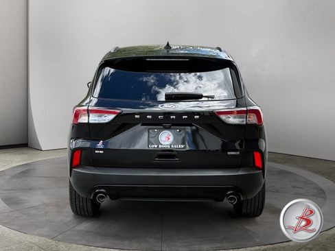 Used 2021 Ford Escape SE w/ SE Sport Appearance Package AWD/4WD image 6