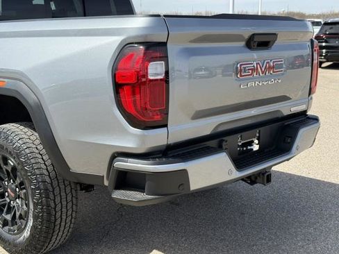 New 2026 GMC Canyon Elevation image 17
