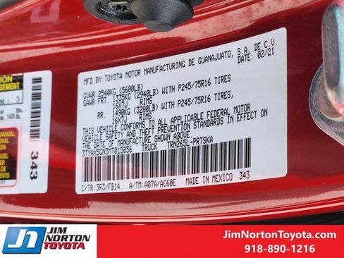 Used 2021 Toyota Tacoma SR w/ SR Convenience Package RWD image 32