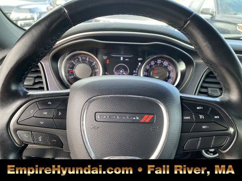 Used 2018 Dodge Challenger SXT image 12
