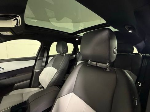 Certified 2026 Land Rover Range Rover Velar Dynamic SE image 12
