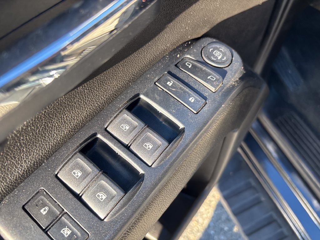 Used 2018 GMC Sierra 1500 4x4 Double Cab w/ Elevation Edition image 12