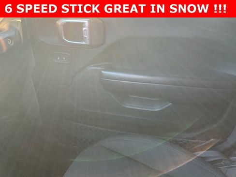 Used 2020 Jeep Wrangler Sport image 21