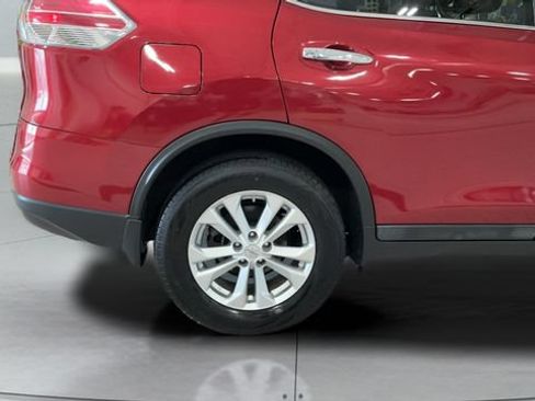 Used 2015 Nissan Rogue SV w/ SV Premium Package FWD image 33