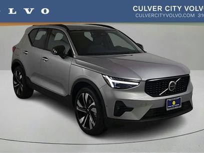 Certified 2026 Volvo XC40 B5 Ultra w/ Climate Package