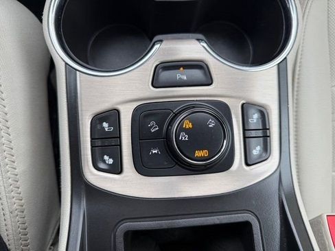 Used 2022 GMC Terrain Denali w/ LPO, Floor Liner Package image 26