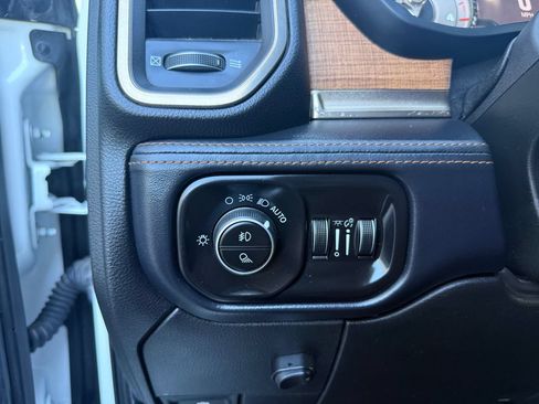 Used 2019 RAM 2500 Limited w/ Off Road Package AWD/4WD image 34