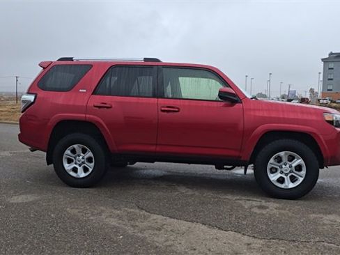 Used 2020 Toyota 4Runner SR5 image 5