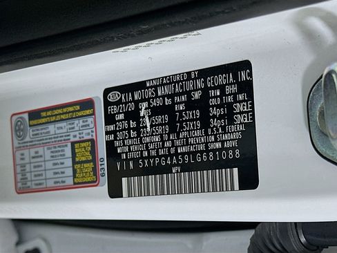 Used 2020 Kia Sorento S image 12