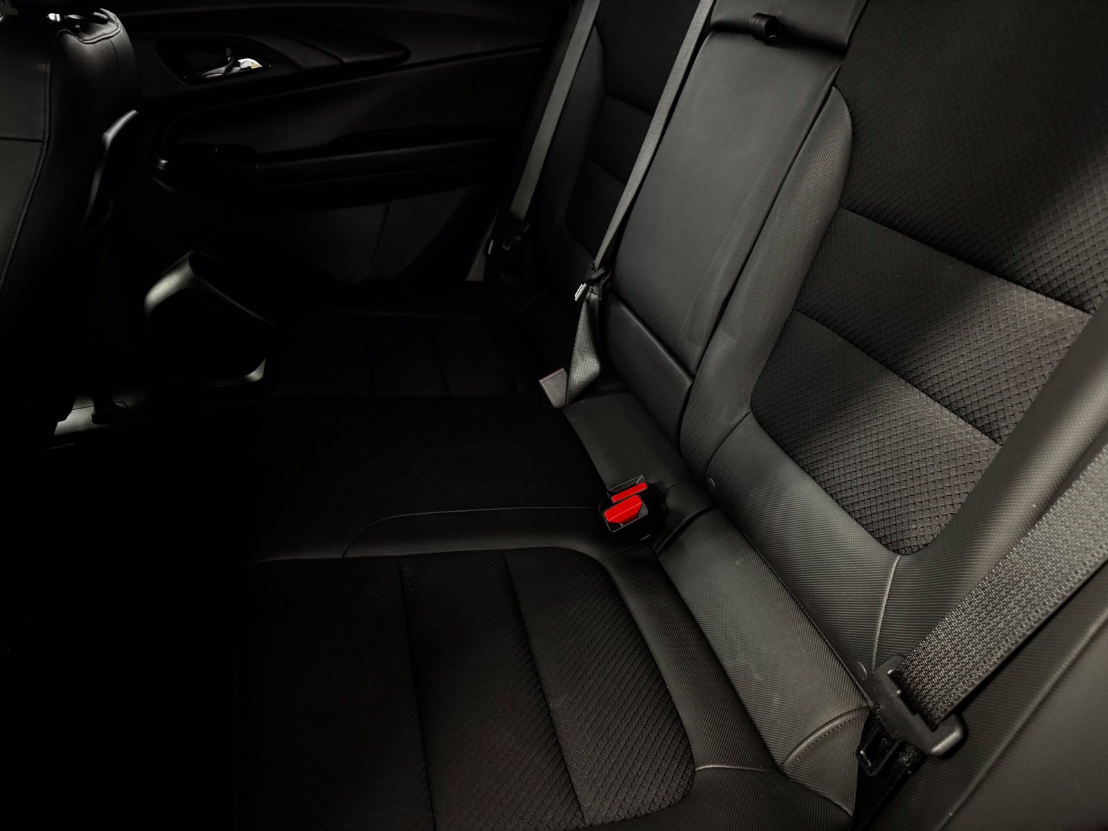 Used 2021 Chevrolet TrailBlazer RS w/ Sun and Liftgate Package FWD image 10